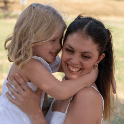 Collage mit drei Fotos mit Au pair und Gastkindern