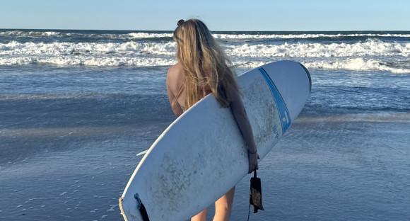 surferin am strand